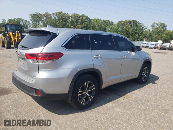 2018 Toyota Highlander LE с VIN 5TDBZRFH7JS830067, выставлен на аукционе Copart как лот 58835375 с пробегом 65 315 миль миль и Списание • Salvage title. История ставок и продаж доступна на DreamBid. Изображение 3.