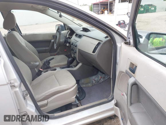 2008 Ford Focus S with VIN 1FAHP34N68W296159, listed as a IAAI auction lot 41913547 with 158,955 mi miles. Bid and sale history available at carsss.com. Image 5.