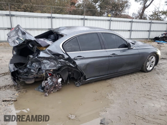 2018 BMW 3 Series 330i with VIN WBA8B9G50JNU99595, listed as a Copart auction lot 44597805 with Not provided miles and Salvage title. Bid and sale history available at DreamBid. Image 3.