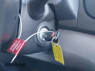 2016 Nissan NV200 S z VIN 3N6CM0KN2GK697987, wystawiony jako IAAI lot #41784747 z przebiegiem Nie podano mil oraz . Historia ofert i sprzedaży dostępna na DreamBid. Obrazek 11.