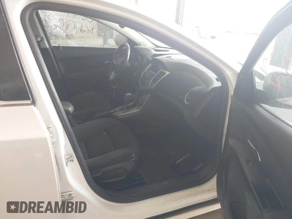 2014 Chevrolet Cruze 1LT with VIN 1G1PC5SB6E7115307, listed as a IAAI auction lot 42177022 with 120,535 mi miles and . Bid and sale history available at DreamBid. Image 5.