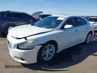 2014 Nissan Maxima SV z VIN 1N4AA5AP3EC485644, wystawiony jako IAAI lot #41722486 z przebiegiem 136 975 mil mil oraz . Historia ofert i sprzedaży dostępna na DreamBid. Obrazek 17.