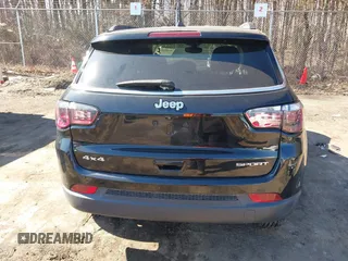 2021 Jeep Compass Freedom with VIN 3C4NJDAB0MT556781, listed as a IAAI auction lot 41601405 with 42,783 mi miles and . Bid and sale history available at carsss.com. Image 16.