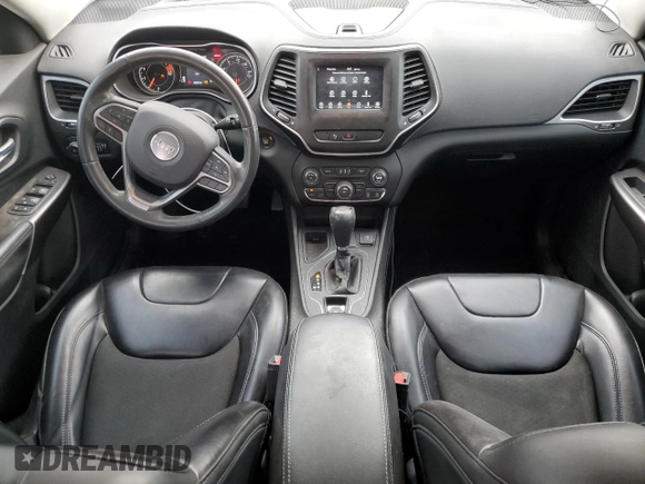 2020 Jeep Cherokee Altitude with VIN 1C4PJLLB4LD581137, listed as a Copart auction lot 55082395 with 63,685 mi miles and Salvage title. Bid and sale history available at DreamBid. Image 8.