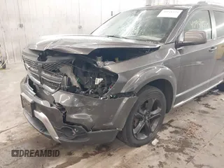 2018 Dodge Journey Crossroad with VIN 3C4PDDGG4JT388786, listed as a IAAI auction lot 40948539 with 122,449 mi miles. Bid and sale history available at carsss.com. Image 6.