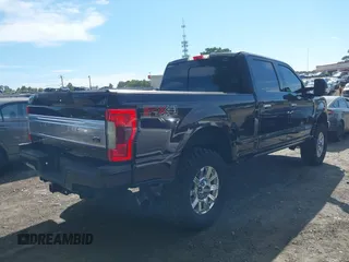 2018 Ford F-250 XL with VIN 1FT7W2BT5JEC36583, listed as a IAAI auction lot 40254495 with 137,845 mi miles and . Bid and sale history available at DreamBid. Image 4.