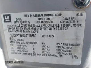 2005 Chevrolet Silverado 1500 Z71 z VIN 1GCEK19B35Z150360, wystawiony jako IAAI lot #41923111 z przebiegiem Nie podano mil oraz . Historia ofert i sprzedaży dostępna na DreamBid. Obrazek 9.
