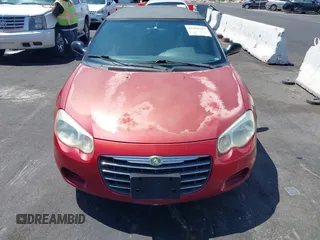 2004 Chrysler Sebring GTC z VIN 1C3EL75R24N315599, wystawiony jako IAAI lot #42458165 z przebiegiem 103 849 mil mil oraz . Historia ofert i sprzedaży dostępna na DreamBid. Obrazek 6.