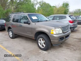 2005 Ford Explorer XLT z VIN 1FMZU63E95UB09607, wystawiony jako IAAI lot #42064379 z przebiegiem 192 117 mil mil oraz . Historia ofert i sprzedaży dostępna na DreamBid. Obrazek 1.