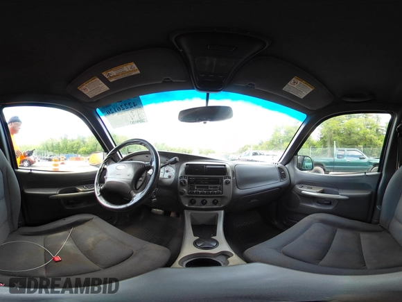 2002 Ford Explorer Sport Trac Value с VIN 1FMZU77E92UD00598, выставлен на аукционе IAAI как лот 42226120 с пробегом 284 027 миль миль и . История ставок и продаж доступна на DreamBid. Изображение 19.