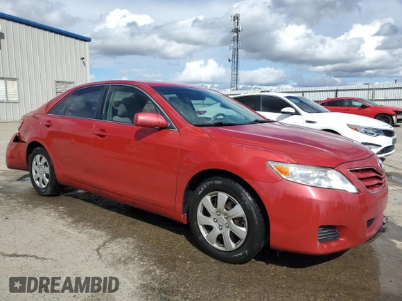 2010 Toyota Camry z VIN 4T1BF3EK9AU105743, wystawiony jako Copart lot #48596965 z przebiegiem 205 265 mil mil oraz Szkoda całkowita • Salvage title. Historia ofert i sprzedaży dostępna na DreamBid. Obrazek 4.