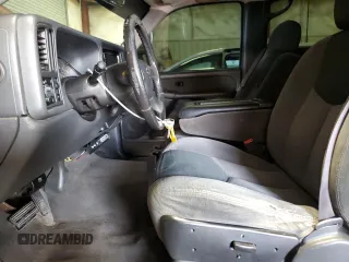 2004 Chevrolet Avalanche z VIN 3GNEC12TX4G215422, wystawiony jako Copart lot #44865345 z przebiegiem 200 240 mil mil oraz Czysty tytuł • Clean title. Historia ofert i sprzedaży dostępna na DreamBid. Obrazek 7.