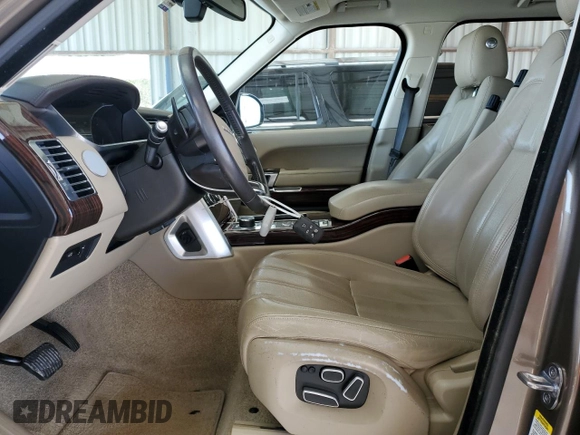 2013 Land Rover Range Rover HSE with VIN SALGS2DF9DA105504, listed as a Copart auction lot 48375135 with 196,931 mi miles and Salvage title. Bid and sale history available at DreamBid. Image 7.