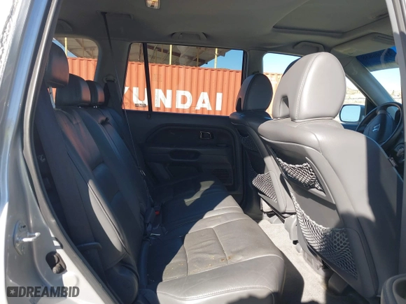 2006 Honda Pilot EX-L with VIN 5FNYF28576B044908, listed as a IAAI auction lot 41396638 with 150,540 mi miles. Bid and sale history available at carsss.com. Image 8.