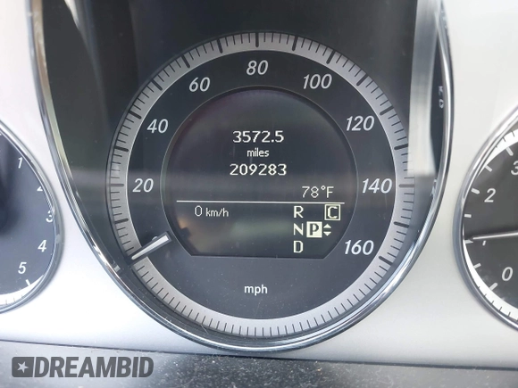 2010 Mercedes-Benz E 350 Luxury z VIN WDDHF8HB7AA220243, wystawiony jako IAAI lot #42510822 z przebiegiem 209 283 mil mil oraz . Historia ofert i sprzedaży dostępna na DreamBid. Obrazek 7.