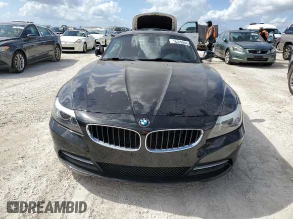 2009 BMW Z4 sDrive30i with VIN WBALM53509E161807, listed as a Copart auction lot 78302854 with 0 mi miles and Salvage Title. Bid and sale history available at carsss.com. Image 5.