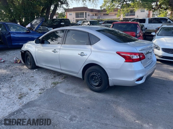 2019 Nissan Sentra S with VIN 3N1AB7AP5KY332143, listed as a IAAI auction lot 42196842 with 51,386 mi miles and . Bid and sale history available at DreamBid. Image 3.