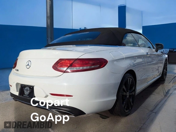 2018 Mercedes-Benz C 300 with VIN WDDWK4JB8JF615198, listed as a Copart auction lot 46745795 with 106,638 mi miles and Clean Title. Bid and sale history available at DreamBid. Image 4.