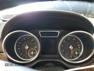 2018 Mercedes-Benz GLS 450 z VIN 4JGDF6EE1JB011744, wystawiony jako Copart lot #60626645 z przebiegiem Nie podano mil oraz Szkoda całkowita • Salvage title. Historia ofert i sprzedaży dostępna na DreamBid. Obrazek 9.