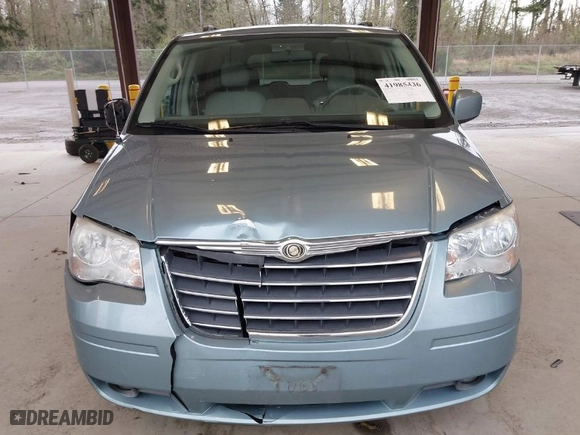 2008 Chrysler Town & Country Touring with VIN 2A8HR54P78R636521, listed as a IAAI auction lot 41985436 with 144,444 mi miles. Bid and sale history available at carsss.com. Image 6.