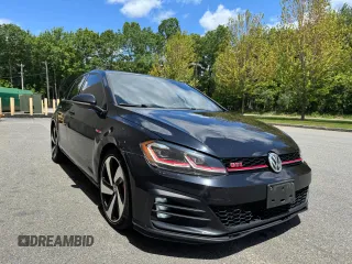 2019 Volkswagen GTI S z VIN 3VW6T7AU1KM000601, wystawiony jako Copart lot #59932925 z przebiegiem 114 106 mil mil oraz Czysty tytuł • Clean title. Historia ofert i sprzedaży dostępna na DreamBid. Obrazek 1.