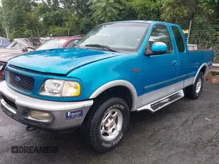 1997 Ford F-150 XL z VIN 1FTDX18W3VND39194, wystawiony jako IAAI lot #42653054 z przebiegiem 192 417 mil mil oraz . Historia ofert i sprzedaży dostępna na DreamBid. Obrazek 2.