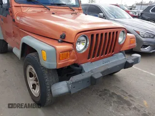 2000 Jeep Wrangler SE with VIN 1J4FA29P2YP804574, listed as a IAAI auction lot 41723297 with 172,991 mi miles. Bid and sale history available at carsss.com. Image 6.