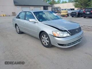 2003 Toyota Avalon XL z VIN 4T1BF28B93U334321, wystawiony jako IAAI lot #42328289 z przebiegiem 138 006 mil mil oraz . Historia ofert i sprzedaży dostępna na DreamBid. Obrazek 1.