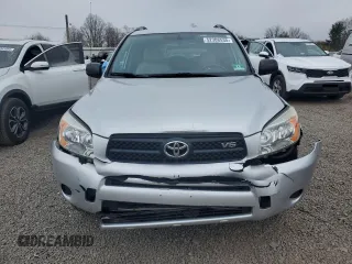 2008 Toyota RAV4 with VIN JTMBK33V685061265, listed as a Copart auction lot 52308535 with 104,609 mi miles and Salvage Title. Bid and sale history available at carsss.com. Image 5.