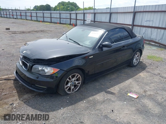 2008 BMW 1 Series 128i with VIN WBAUN13548VH79563, listed as a IAAI auction lot 42186957 with 154,400 mi miles and . Bid and sale history available at carsss.com. Image 2.
