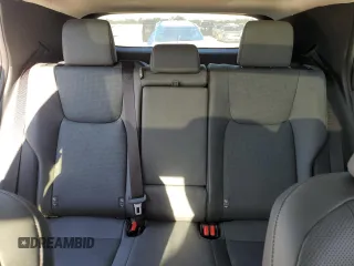 2023 Lexus RZ 450e Premium z VIN JTJAAAAB2PA007458, wystawiony jako Copart lot #72479994 z przebiegiem 6041 mil mil oraz Szkody całkowita. Historia ofert i sprzedaży dostępna na DreamBid. Obrazek 10.