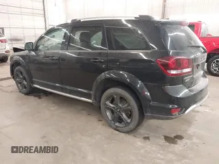 2020 Dodge Journey Crossroad with VIN 3C4PDCGB4LT263188, listed as a IAAI auction lot 41712652 with 92,639 mi miles and . Bid and sale history available at carsss.com. Image 3.