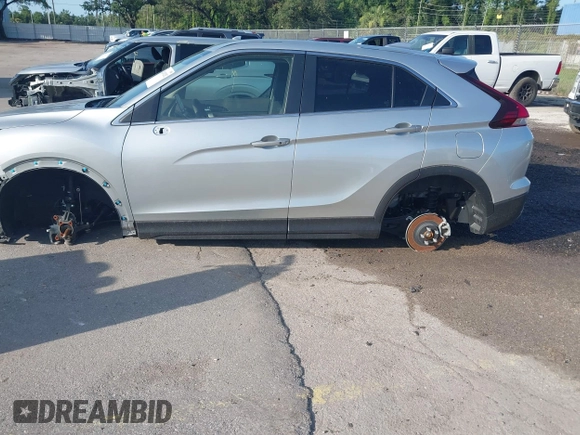 2024 Mitsubishi Eclipse Cross SE with VIN JA4ATWAA7RZ058728, listed as a IAAI auction lot 42476292 with 6,594 mi miles and . Bid and sale history available at DreamBid. Image 16.