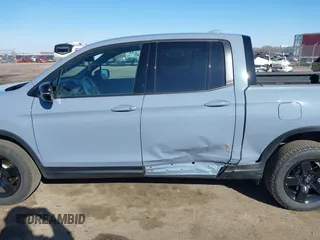 2024 Honda Ridgeline Black Edition with VIN 5FPYK3F85RB025204, listed as a IAAI auction lot 41836118 with 12,385 mi miles and . Bid and sale history available at DreamBid. Image 14.