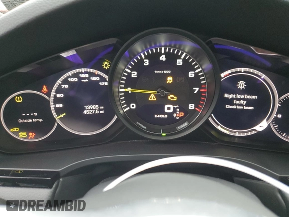 2022 Porsche Cayenne E-Hybrid with VIN WP1AE2AY8NDA26964, listed as a Copart auction lot 86710254 with 13,985 mi miles and Salvage title. Bid and sale history available at DreamBid. Image 9.
