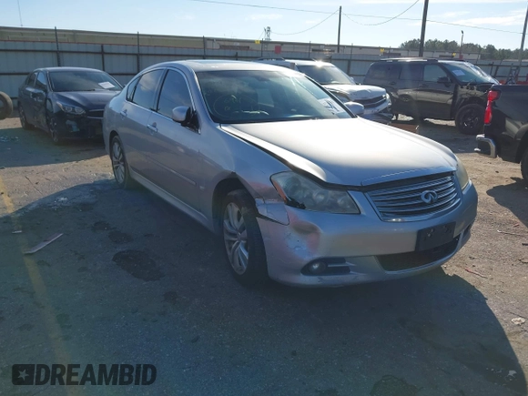 2008 Infiniti M with VIN JNKAY01E28M601307, listed as a IAAI auction lot 41312040 with 159,122 mi miles and . Bid and sale history available at carsss.com. Image 1.