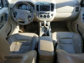 2006 Ford Escape Limited with VIN 1FMYU04116KA40963, listed as a Copart auction lot 61600525 with 208,696 mi miles and Salvage title. Bid and sale history available at DreamBid. Image 8.