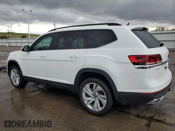 2023 Volkswagen Atlas SE z VIN 1V2KR2CA0PC529535, wystawiony jako Copart lot #55973775 z przebiegiem 23 476 mil mil oraz Czysty tytuł • Clean title. Historia ofert i sprzedaży dostępna na DreamBid. Obrazek 2.