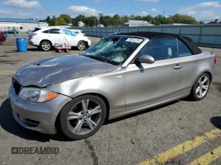 2009 BMW 1 Series 128i with VIN WBAUL73549VJ75146, listed as a Copart auction lot 70916124 with 101,724 mi miles and Salvage Title. Bid and sale history available at carsss.com. Image 1.