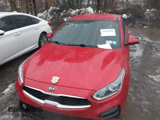 2020 Kia Forte LXS z VIN 3KPF24AD4LE184223, wystawiony jako IAAI lot #41564698 z przebiegiem 32 683 mil mil oraz . Historia ofert i sprzedaży dostępna na DreamBid. Obrazek 6.