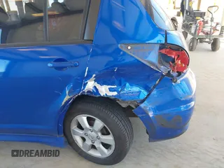 2011 Nissan Versa 1.8 S with VIN 3N1BC1CP7BL487592, listed as a IAAI auction lot 42077797 with 81,982 mi miles. Bid and sale history available at carsss.com. Image 6.