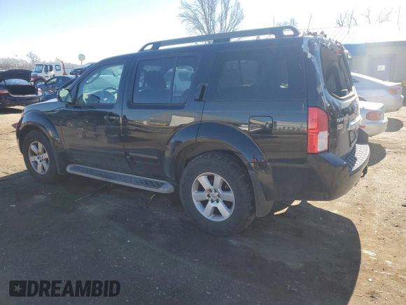 2010 Nissan Pathfinder SE z VIN 5N1AR1NB2AC612657, wystawiony jako Copart lot #43523775 z przebiegiem 229 709 mil mil oraz Czysty tytuł • Clean title. Historia ofert i sprzedaży dostępna na DreamBid. Obrazek 2.