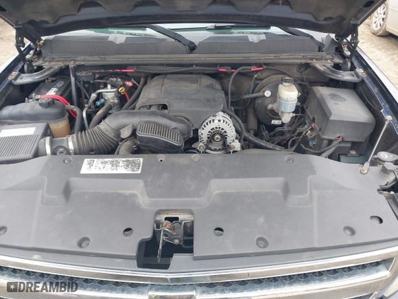 2008 Chevrolet Silverado 1500 LT w/1LT with VIN 2GCEC19J081227980, listed as a IAAI auction lot 41432542 with 199,275 mi miles. Bid and sale history available at carsss.com. Image 10.