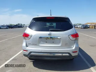 2016 Nissan Pathfinder SV with VIN 5N1AR2MM4GC630868, listed as a IAAI auction lot 42302884 with 169,909 mi miles and . Bid and sale history available at DreamBid. Image 16.