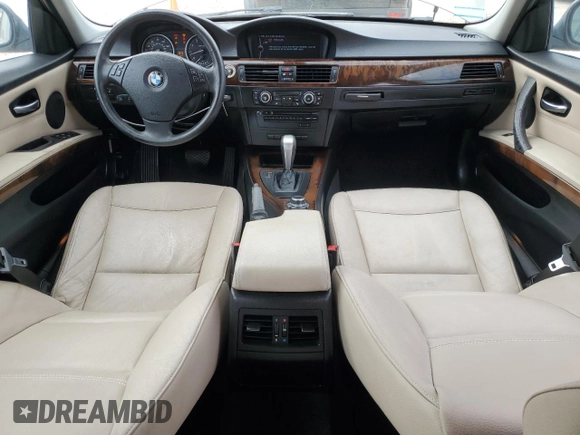2011 BMW 3 Series 328i xDrive with VIN WBAUU3C53BA541651, listed as a Copart auction lot 88011515 with 232,279 mi miles and Salvage Title. Bid and sale history available at DreamBid. Image 8.