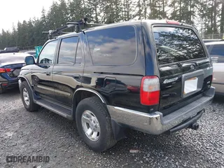 2000 Toyota 4Runner SR5 with VIN JT3HN86R1Y0322493, listed as a IAAI auction lot 41938857 with 121,124 mi miles. Bid and sale history available at carsss.com. Image 3.