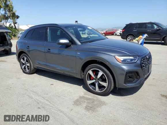 2024 Audi Q5 S line Premium Plus with VIN WA1EAAFY3R2004982, listed as a Copart auction lot 53565025 with 15,567 mi miles and Salvage Title. Bid and sale history available at carsss.com. Image 4.