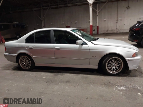2003 BMW 5 Series 530iA with VIN WBADT63483CK43601, listed as a IAAI auction lot 41808414 with 132,050 mi miles. Bid and sale history available at carsss.com. Image 13.
