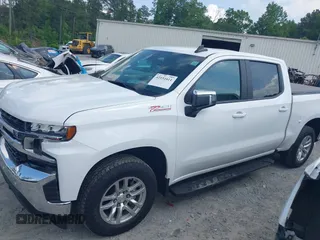 2021 Chevrolet Silverado 1500 LT z VIN 1GCUYDED4MZ240179, wystawiony jako IAAI lot #42151611 z przebiegiem 122 521 mil mil oraz . Historia ofert i sprzedaży dostępna na DreamBid. Obrazek 14.