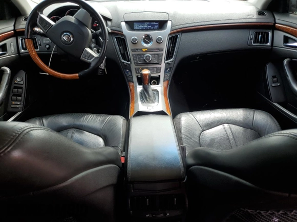 2011 Cadillac CTS Luxury z VIN 1G6DG5EY3B0161943, wystawiony jako Copart lot #54496845 z przebiegiem 148 305 mil mil oraz Szkoda całkowita • Salvage title. Historia ofert i sprzedaży dostępna na DreamBid. Obrazek 8.